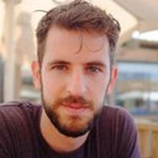 Julien K.