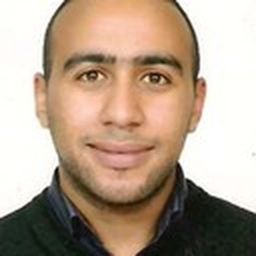 Bas K.
